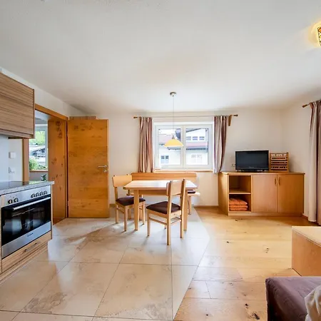 Apartmenthaus Berndlalm Neukirchen am Großvenediger Zewnętrze zdjęcie